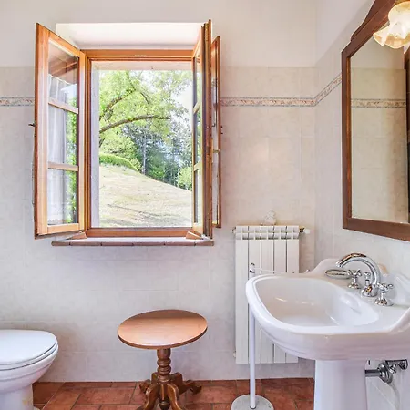 Holiday home Awesome In With Kitchen Arcidosso
